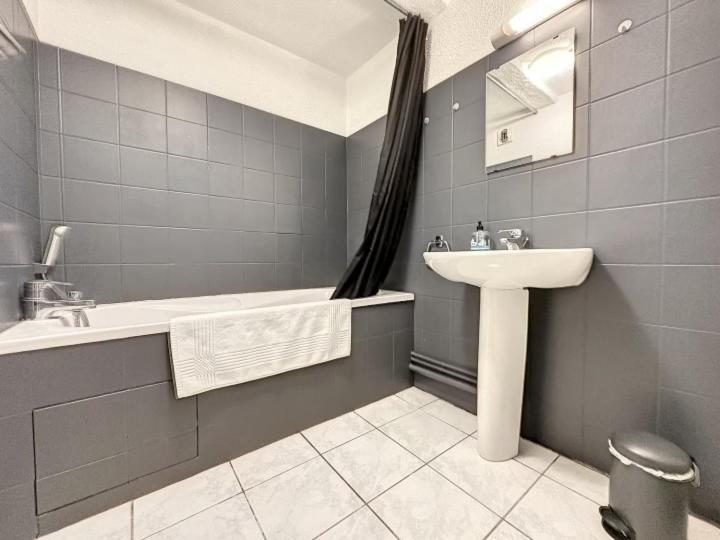 Residence Bury Tulle Luaran gambar